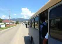 perseguição monitores transporte escolar